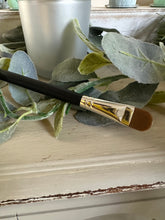 Load image into Gallery viewer, Precise Concealer Brush